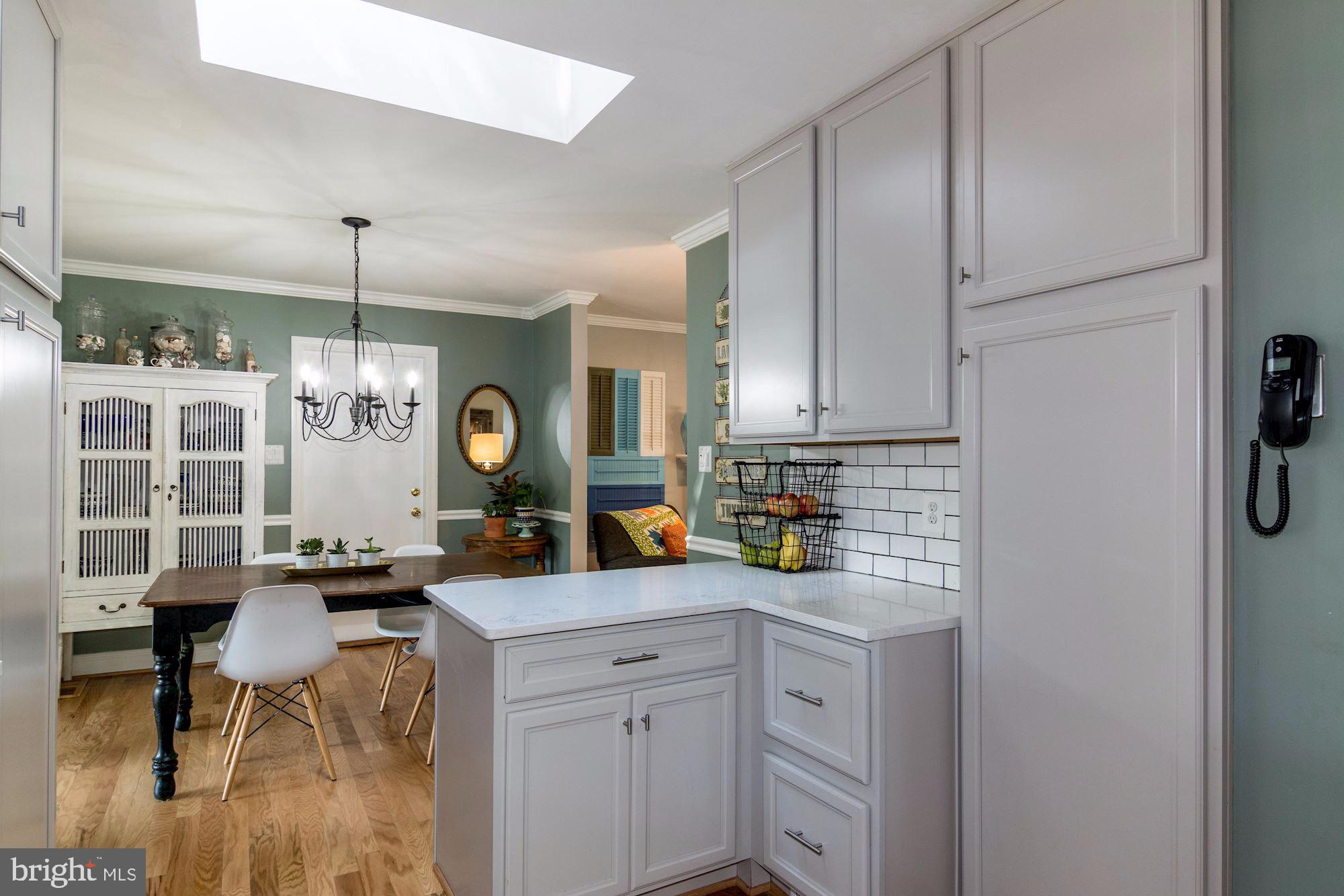 7606 Kingsbury Road Alexandria, VA 22315 - Photo 15 of 37 itchen