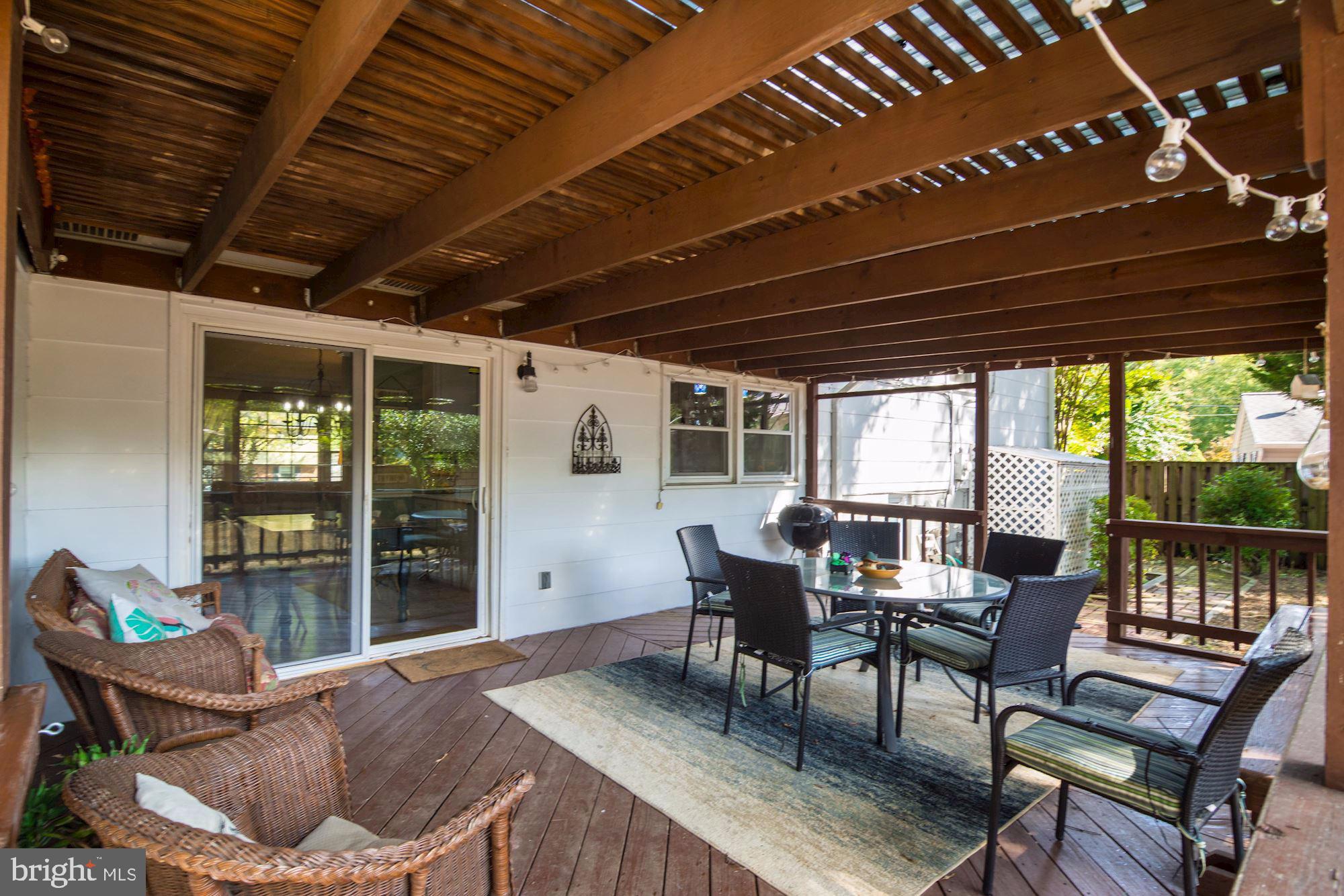 7606 Kingsbury Road Alexandria, VA 22315 - Photo 35 of 37 Back Porch
