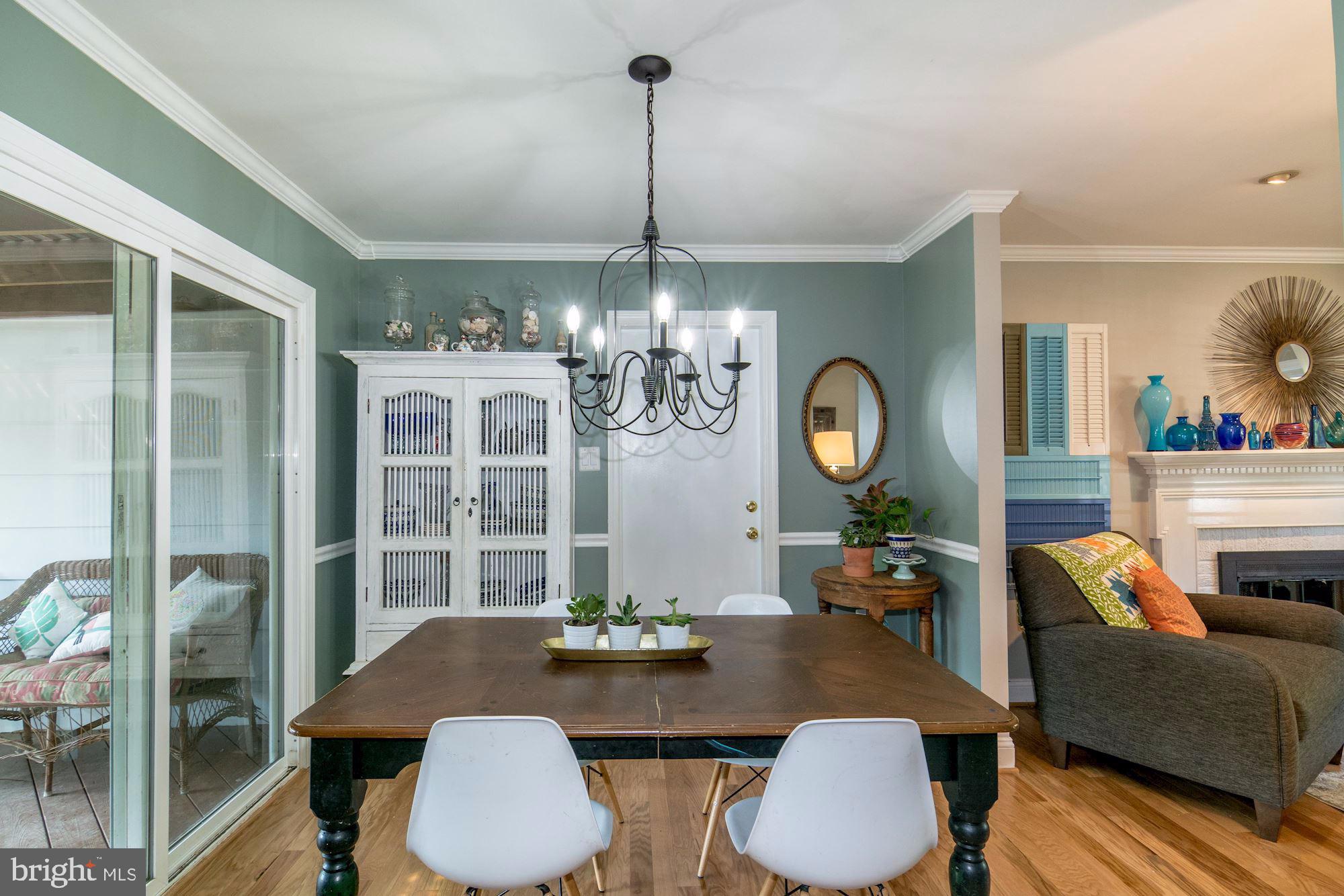 7606 Kingsbury Road Alexandria, VA 22315 - Photo 10 of 37 Dining Room