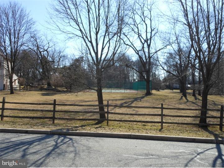 L:157 L:157 Woodbridge Rd Spring Ambler, PA 19002 - Photo 4 of 5 Gallery Image 4