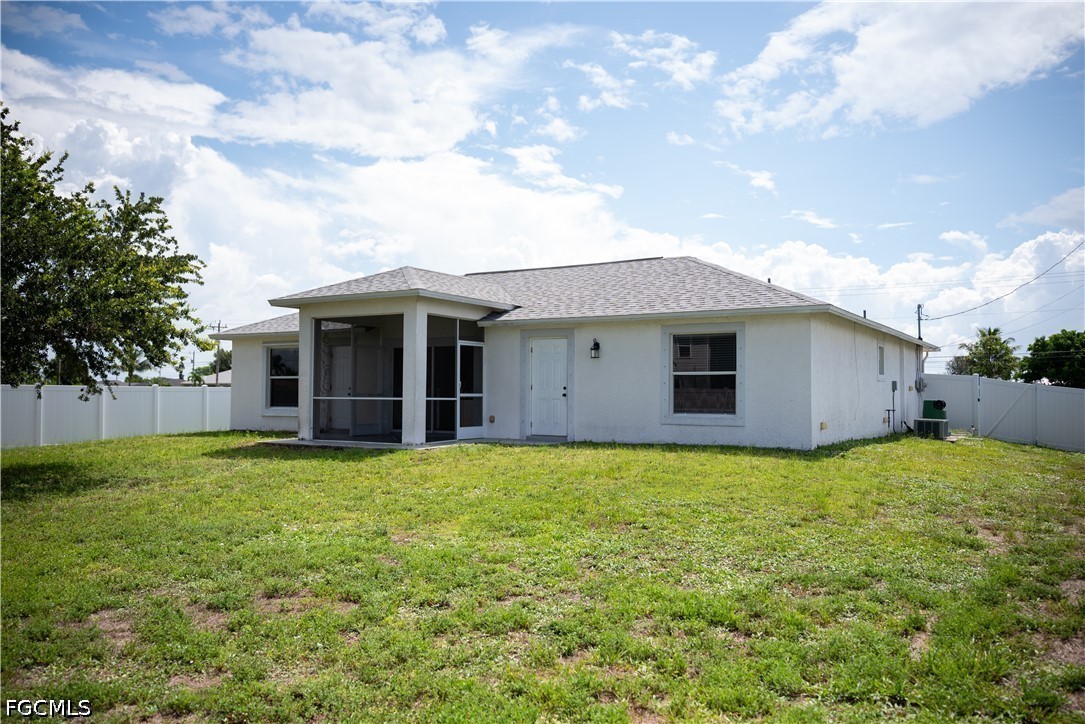 1118 Nelson Road North Cape Coral, FL 33993 - Photo 27 of 30