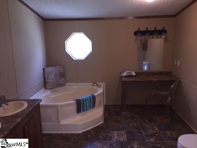 541 Thomason Road Fountain Inn, SC 29644 - Photo 8 of 15