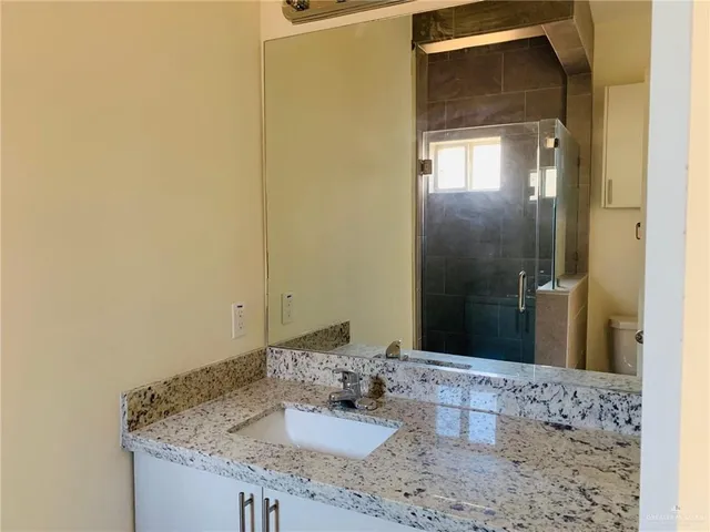 $900 | 1301 West Garfield Avenue, Unit 2, Alton, TX 78573