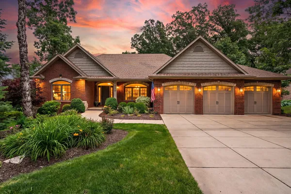 $1,050,000 | 770 Quinlan Court, Crown Point, IN 46307