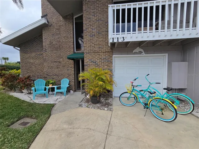 $449,000 | 113 Lagoon Court, New Smyrna Beach, FL 32169