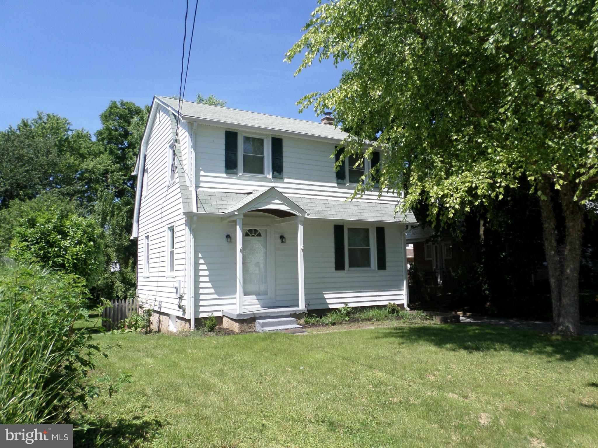 14 Cinder Road Lutherville-Timonium, MD 21093 - Photo 1 of 17 Exterior (Front)