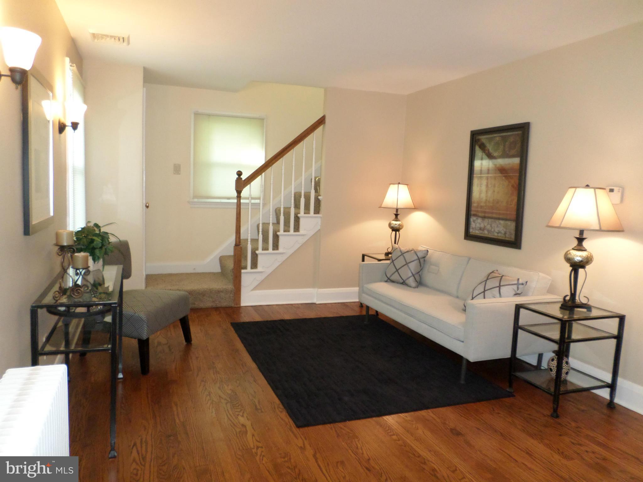14 Cinder Road Lutherville-Timonium, MD 21093 - Photo 6 of 17 Living Room