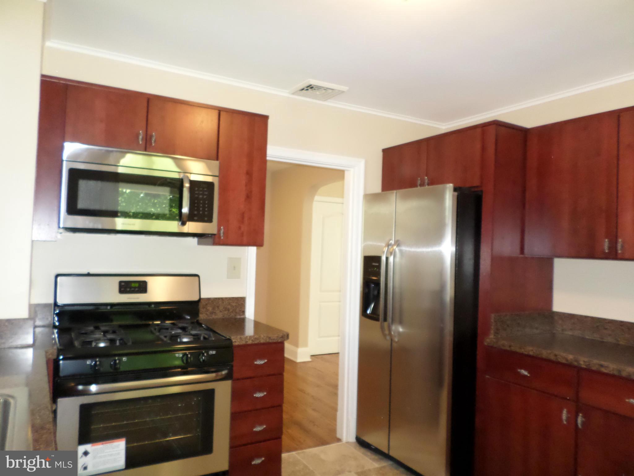 14 Cinder Road Lutherville-Timonium, MD 21093 - Photo 10 of 17 Kitchen