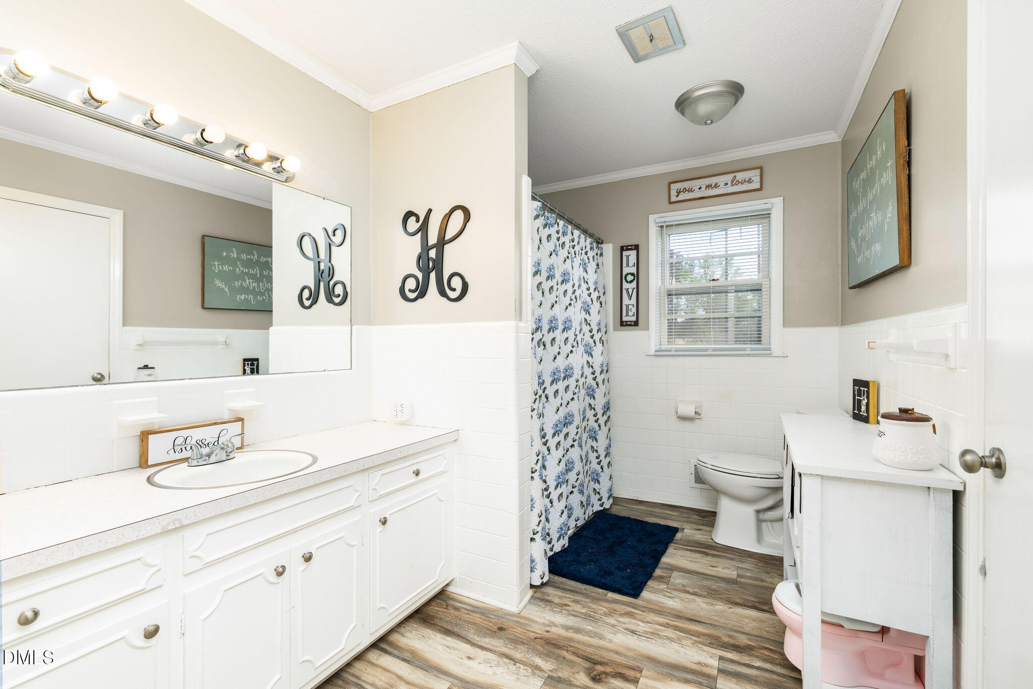 2732 Nutbush Road Henderson, NC 27537 - Photo 15 of 37 Hall Bathroom