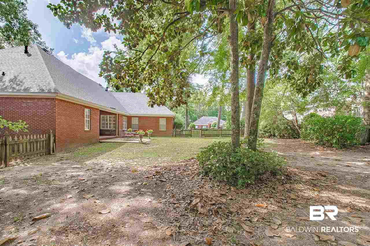 8792 Pine Run Daphne, AL 36527 - Photo 37 of 40 Back Yard