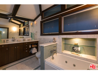 18908 Pacific Coast Highway Malibu, CA 90265 - Photo 17 of 21