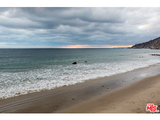 18908 Pacific Coast Highway Malibu, CA 90265 - Photo 6 of 21