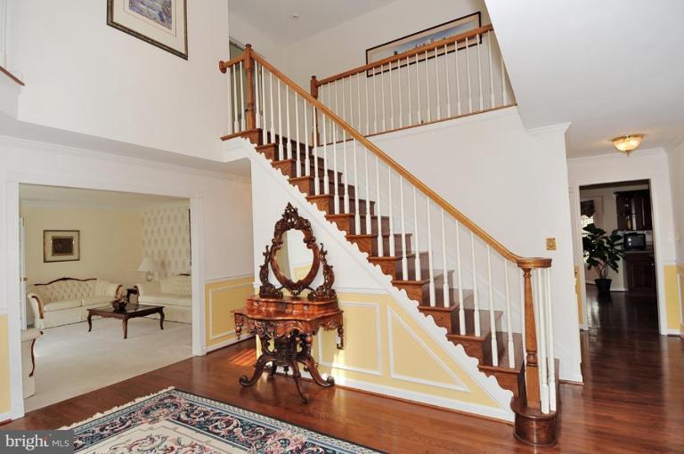 2078 Misty Meadow Road Finksburg, MD 21048 - Photo 3 of 25 Entrance / Foyer