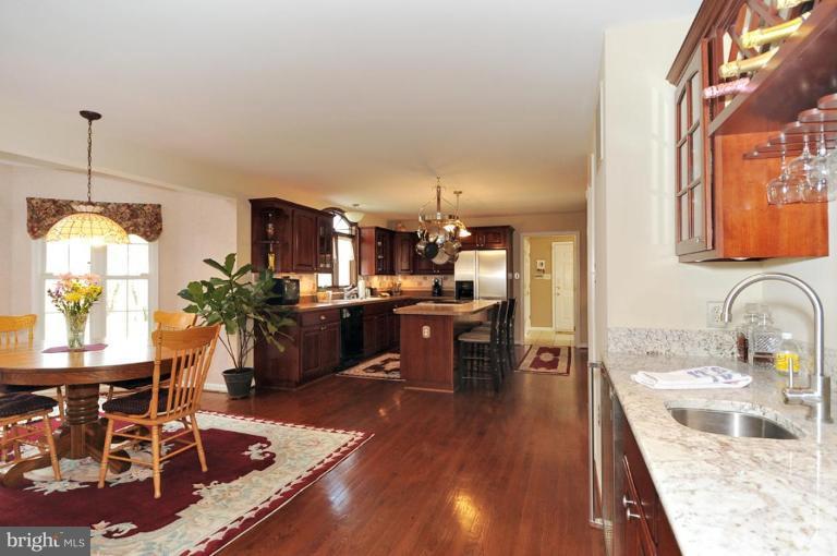 2078 Misty Meadow Road Finksburg, MD 21048 - Photo 9 of 25 Kitchen