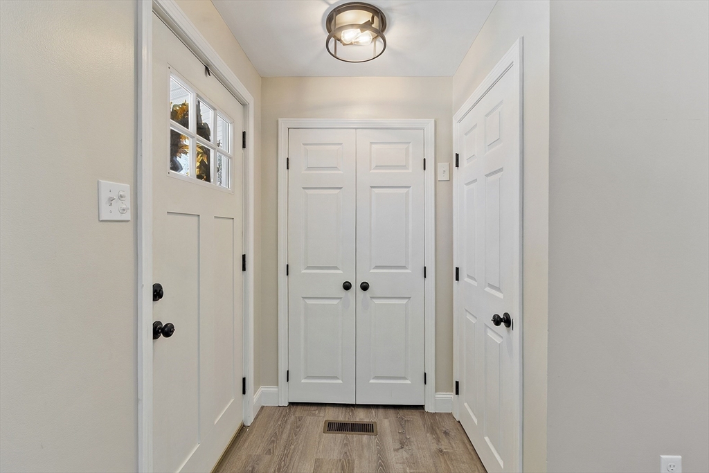 170 North Common Road, Unit 170 Westminster, MA 01473 - Photo 5 of 33