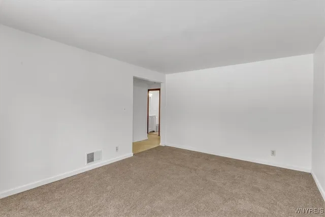 $6,000,000 | 70 McKinley Parkway, Buffalo, NY 14220