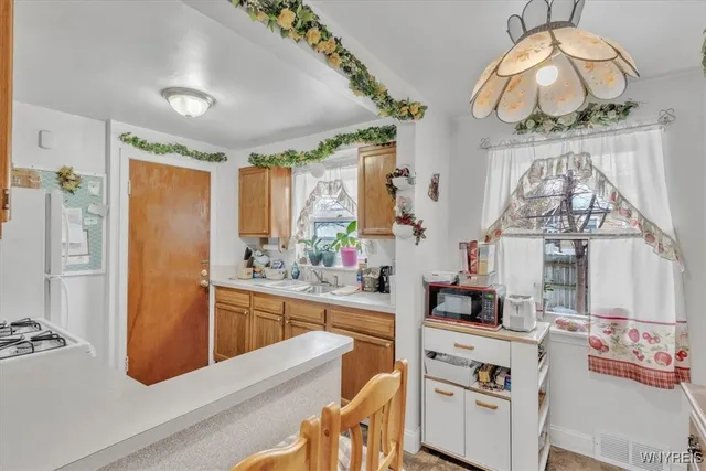 $6,000,000 | 70 McKinley Parkway, Buffalo, NY 14220