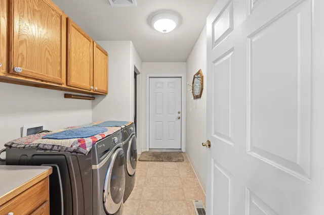 $875,000 | 2024 Summit Valley Road, Addy, WA 99101