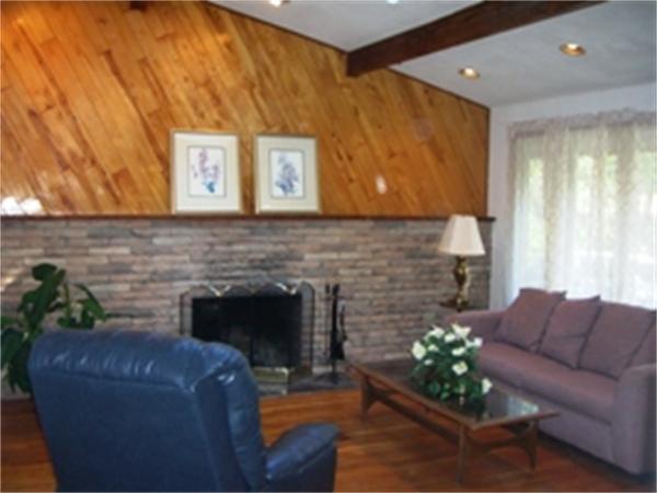 18 St Marys Road Burlington, MA 01803 - Photo 3 of 22 Gallery Image 3