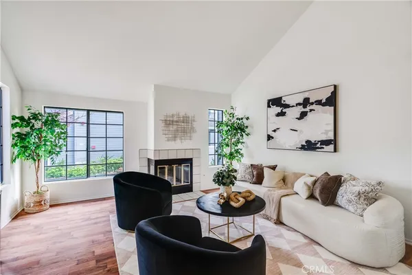 $628,000 | 302 Monroe Court, Azusa, CA 91702
