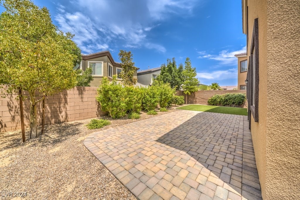 90 Einstein Ridge Way Las Vegas, NV 89183 - Photo 32 of 32 Gallery Image 32