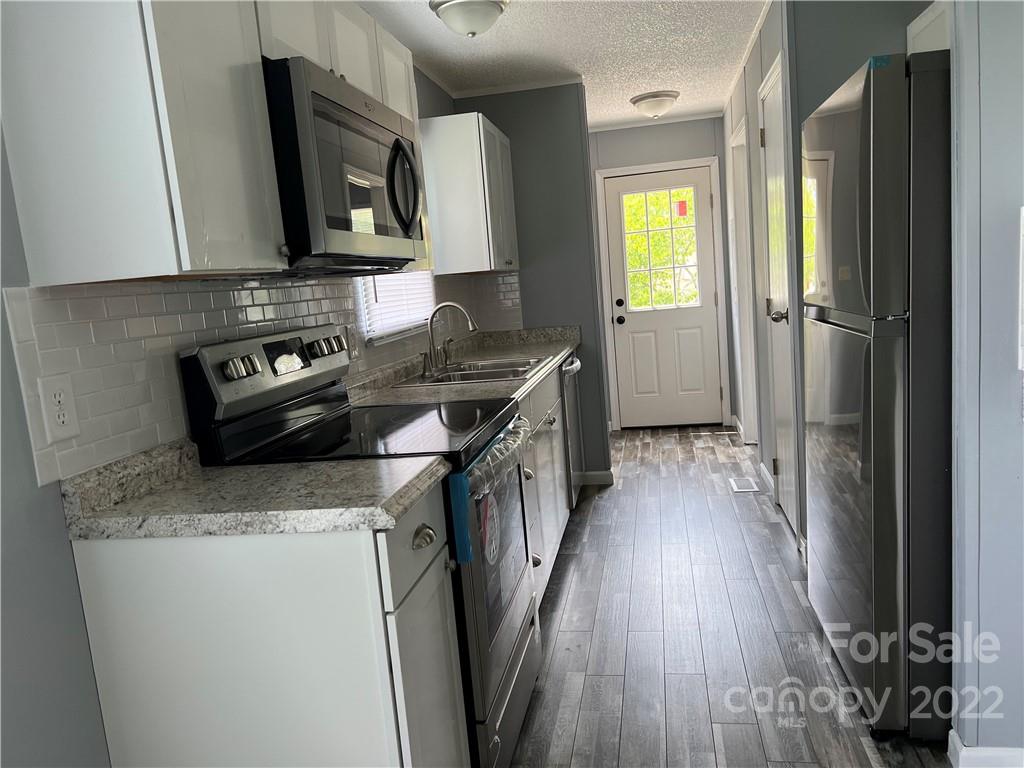 467 Shaw Road Harmony, NC 28634 - Photo 11 of 29 Gallery Image 11