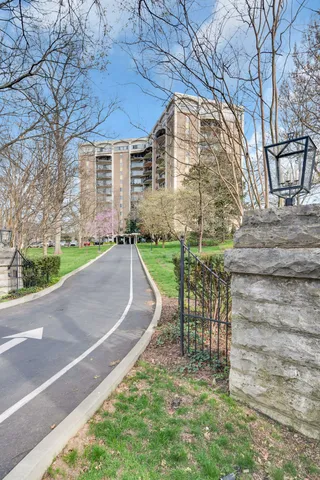 $395,000 | 4215 Harding Pike, Unit 1003, Nashville, TN 37205