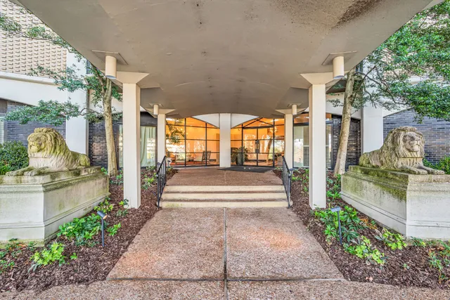 $395,000 | 4215 Harding Pike, Unit 1003, Nashville, TN 37205