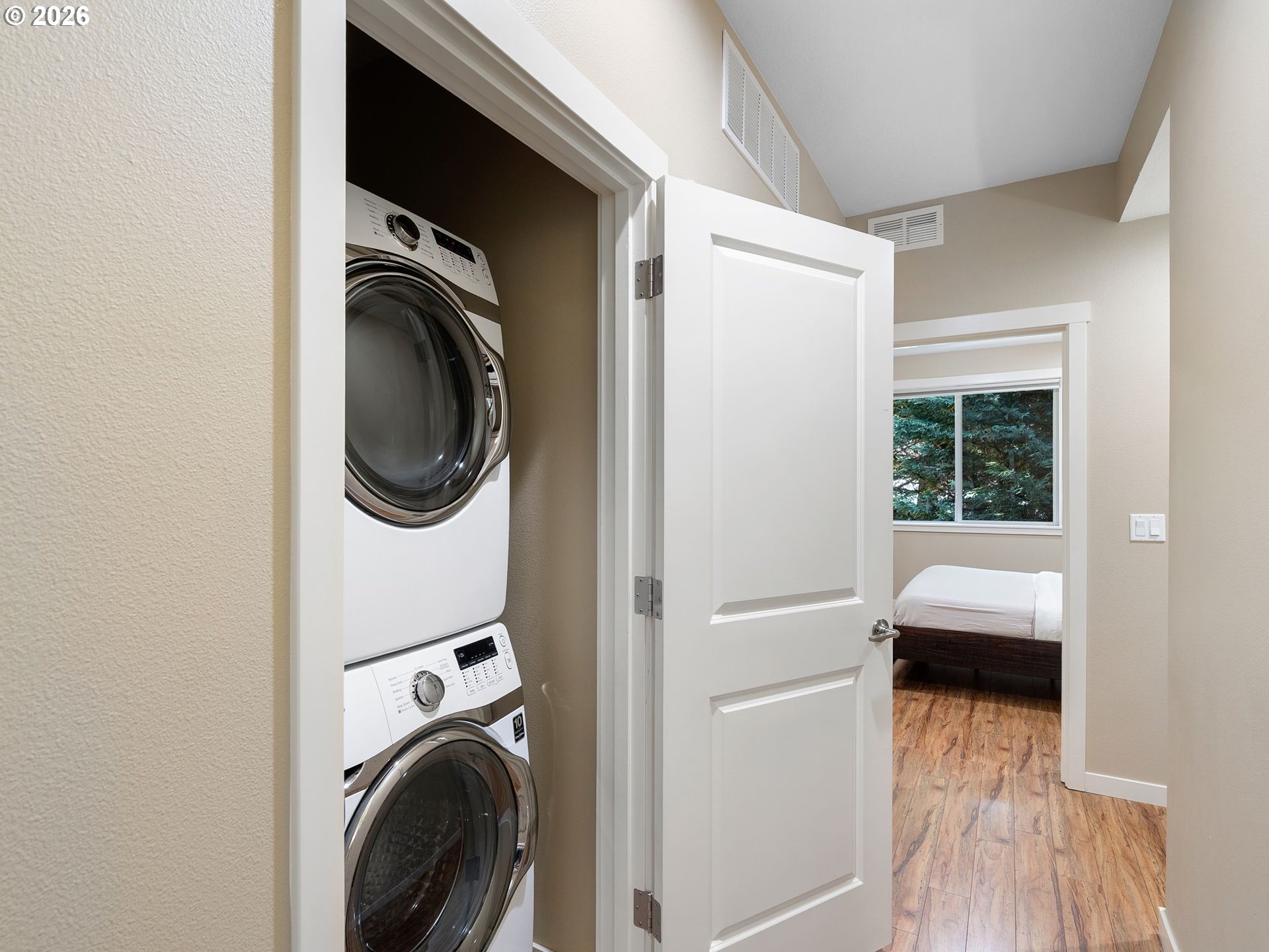 11352 Southwest Hallmark Terrace Tigard, OR 97223 - Photo 22 of 29 Laundry