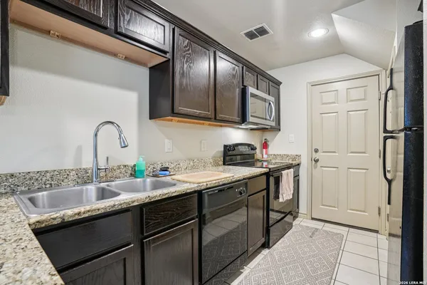 $235,900 | 2312 Sailing Way, Unit A, Kerrville, TX 78028