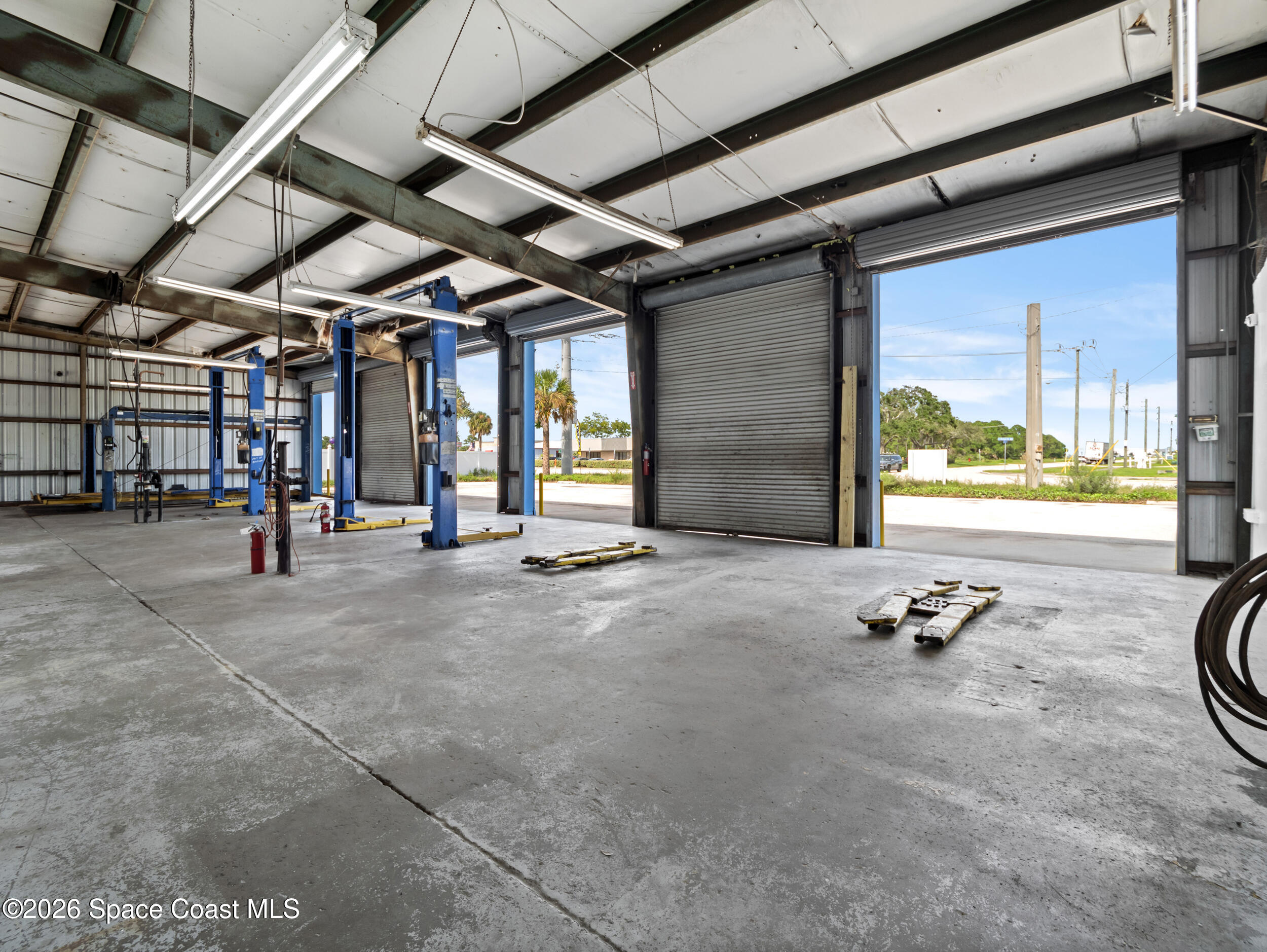 580 South Wickham Road West Melbourne, FL 32904 - Photo 19 of 30 16_580 s wickham rd_16