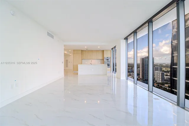 $40,000 | 700 Northeast 24th Street, Unit 4201, Miami, FL 33137