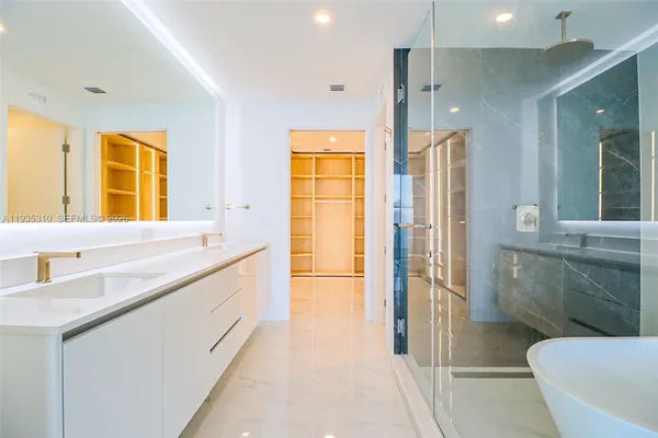 $22,500 | 700 Northeast 24th Street, Unit 4201, Miami, FL 33137