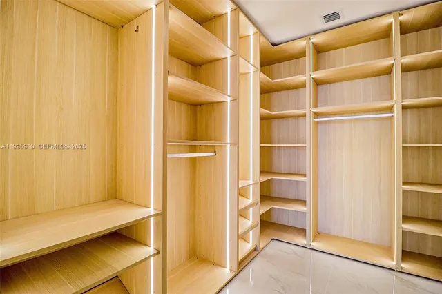 $40,000 | 700 Northeast 24th Street, Unit 4201, Miami, FL 33137