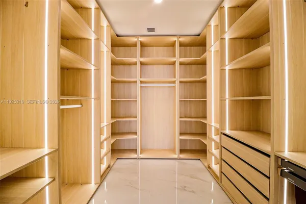 $22,500 | 700 Northeast 24th Street, Unit 4201, Miami, FL 33137