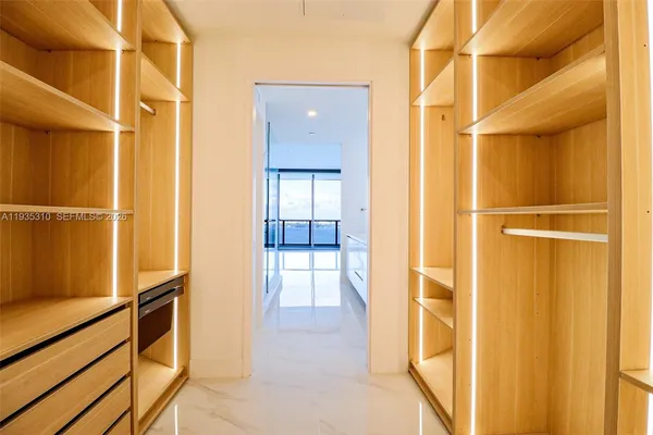$22,500 | 700 Northeast 24th Street, Unit 4201, Miami, FL 33137