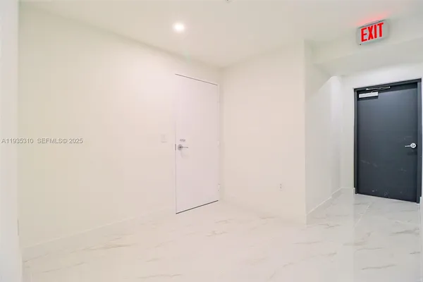 $22,500 | 700 Northeast 24th Street, Unit 4201, Miami, FL 33137