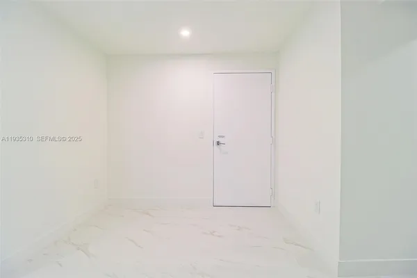 $22,500 | 700 Northeast 24th Street, Unit 4201, Miami, FL 33137