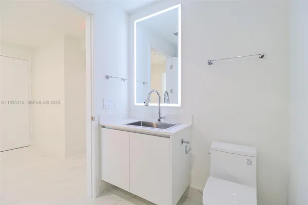 $22,500 | 700 Northeast 24th Street, Unit 4201, Miami, FL 33137