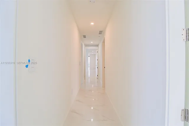 $40,000 | 700 Northeast 24th Street, Unit 4201, Miami, FL 33137