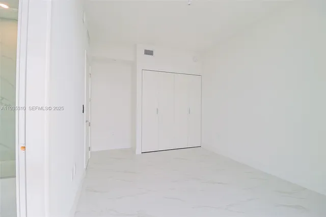 $40,000 | 700 Northeast 24th Street, Unit 4201, Miami, FL 33137