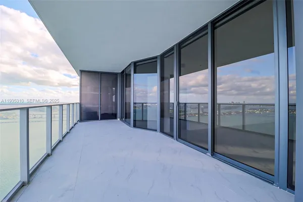 $22,500 | 700 Northeast 24th Street, Unit 4201, Miami, FL 33137