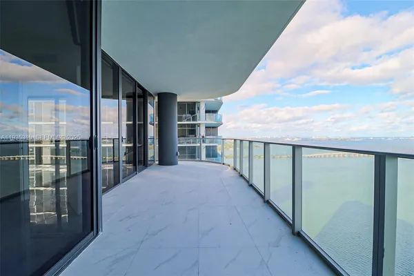 $22,500 | 700 Northeast 24th Street, Unit 4201, Miami, FL 33137