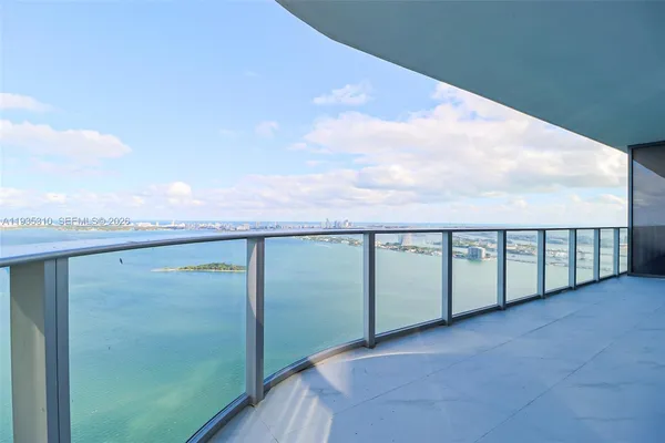 $22,500 | 700 Northeast 24th Street, Unit 4201, Miami, FL 33137