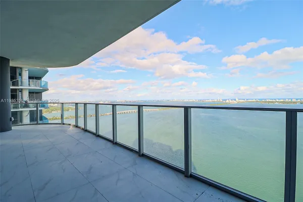 $22,500 | 700 Northeast 24th Street, Unit 4201, Miami, FL 33137