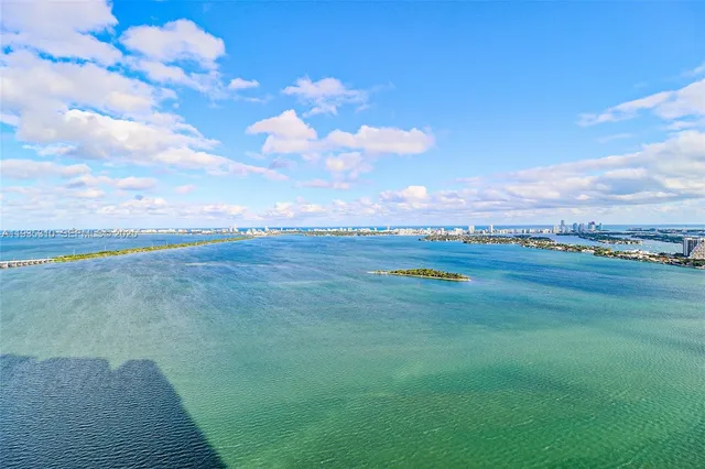 $40,000 | 700 Northeast 24th Street, Unit 4201, Miami, FL 33137