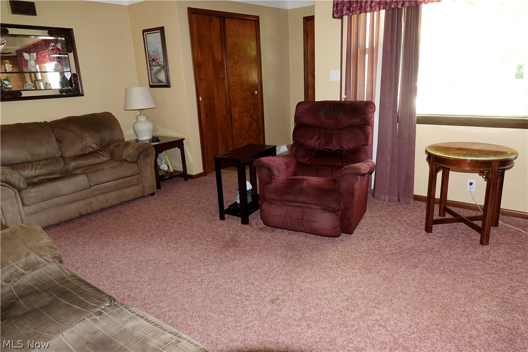 1044 Lander Road Cleveland, OH 44143 - Photo 20 of 23