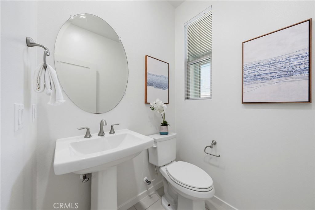 125 Mongoose Irvine, CA 92618 - Photo 10 of 30