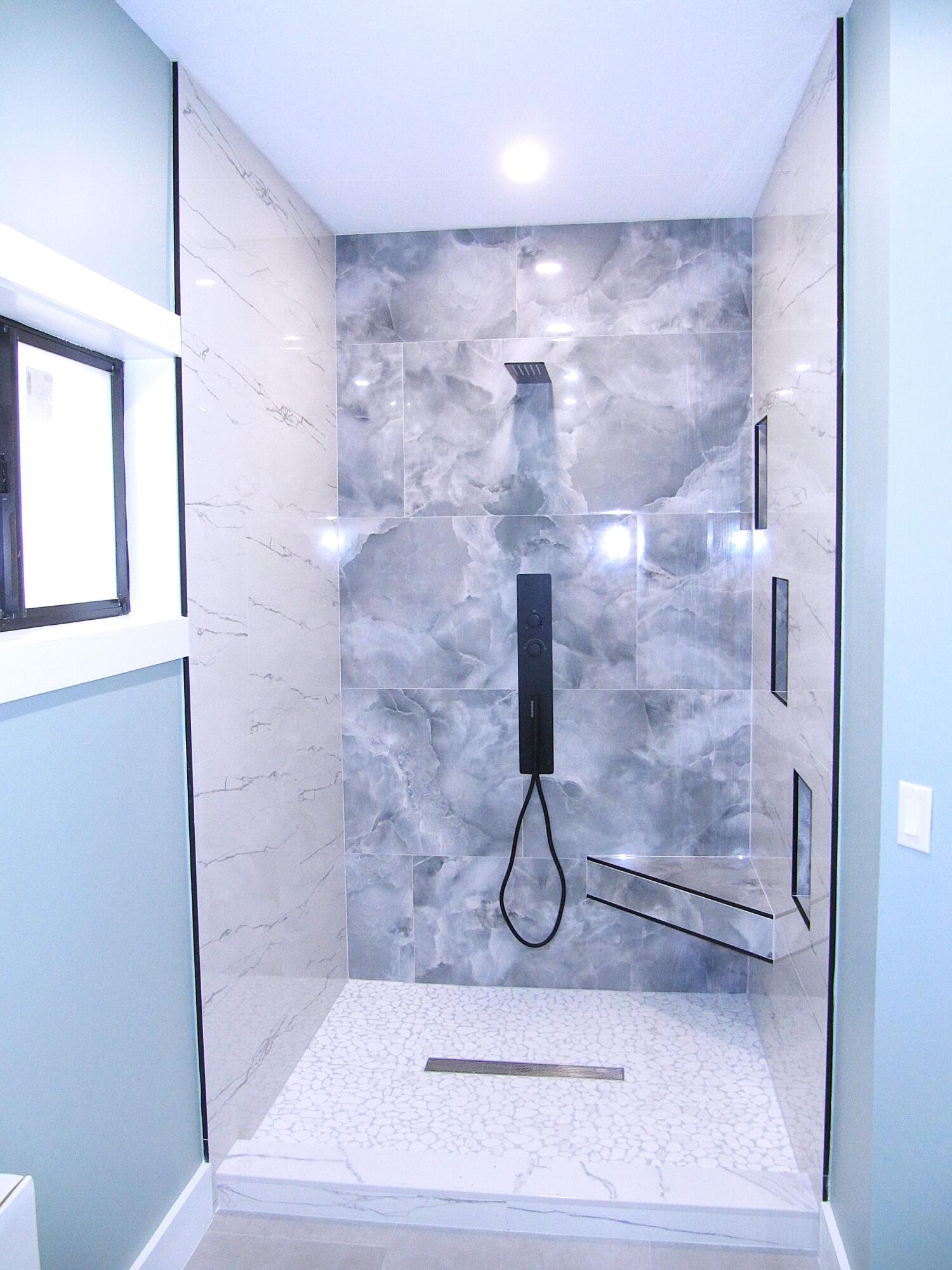 25 Abaco Road Key Largo, FL 33037 - Photo 6 of 17 a bathroom with a shower