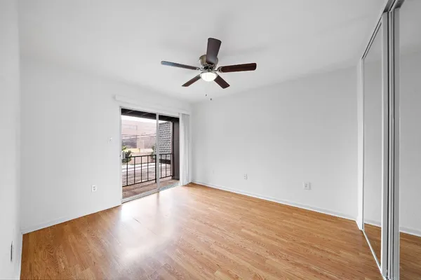 $1,300 | 711 Holiday Drive, Unit 72, Galveston, TX 77550